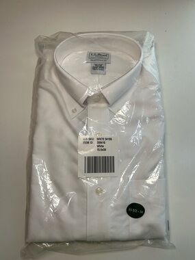 L.L. Bean White Wrinkle-Free Pinpoint Oxford 100% Cotton 15.5 x 34 NWT